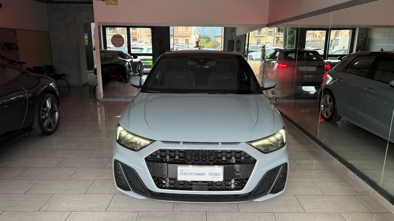 Audi A1 SPB 30 TFSI S tronic Identity Black