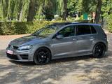 Volkswagen Golf 2.0 R *4Motion*PANO*ACC*DYNAUDIO*AUTOM* - Volkswagen Golf mit Benzin-Antrieb: Leder, Limousine, 2.0
