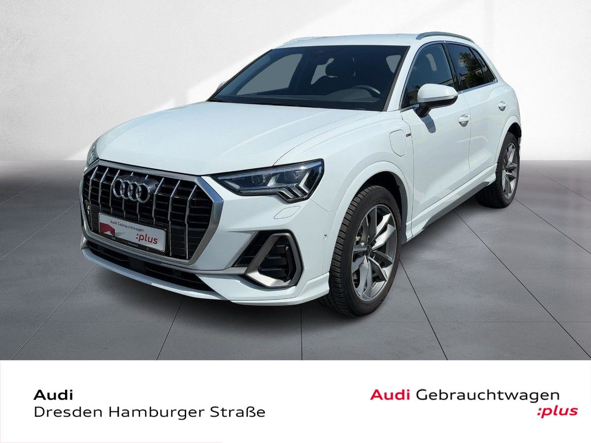 Audi Q3 TFSI e S line 45 S tronic Matrix LED DAB