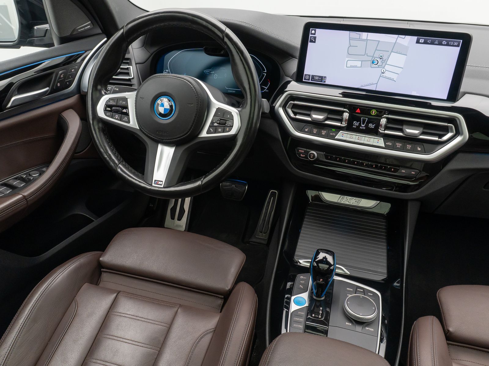 Fahrzeugabbildung BMW iX3 Impressive M Sport Panorama 360° HUD DAB H/K