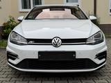 Volkswagen Golf 1.6 TDI R-Line - Volkswagen Golf: 6r Line