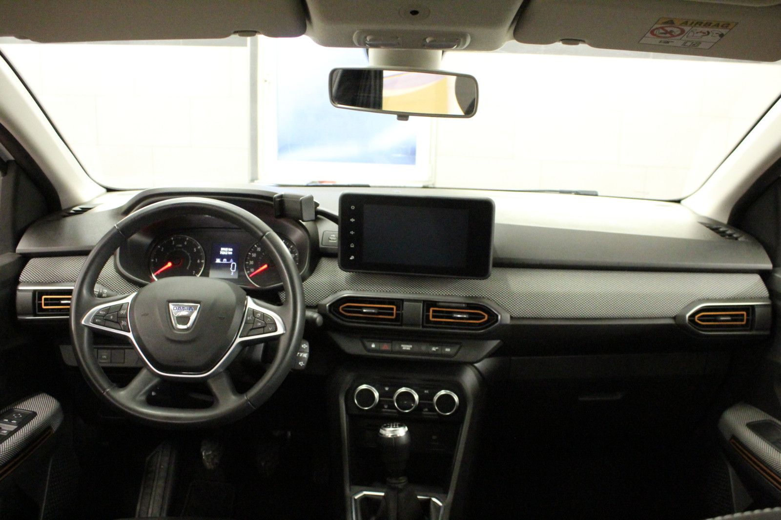 Fahrzeugabbildung Dacia Sandero Stepway TCe 100 ECO-G Comfort *Media-Dis