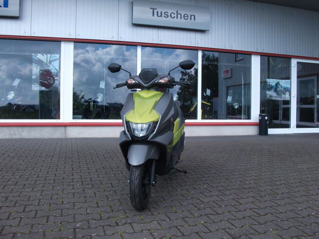 Suzuki Avenis 125 mit Tageszulassung