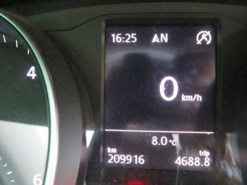 Volkswagen Passat - 11