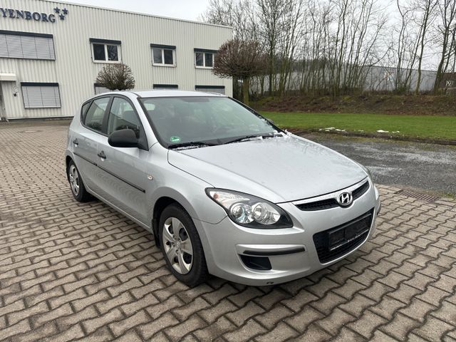 Hyundai i30 blue 1.4 Comfort Klima PDC