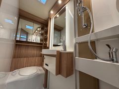 BUERSTNER Lyseo M 660 Harmony Line-Mercedes-Aut.-Dachklima