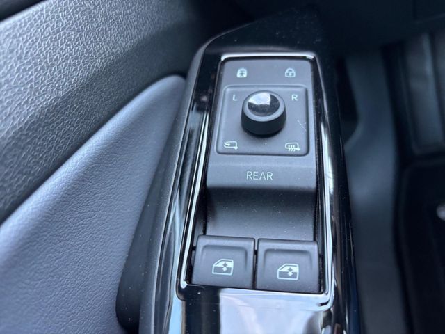 ID.4 Pro Performance electric ACC CarPlay