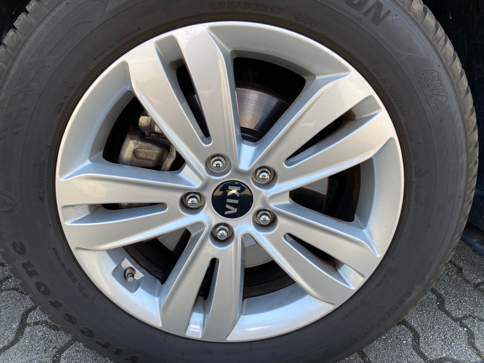 Fahrzeugabbildung Kia Sportage  2WD