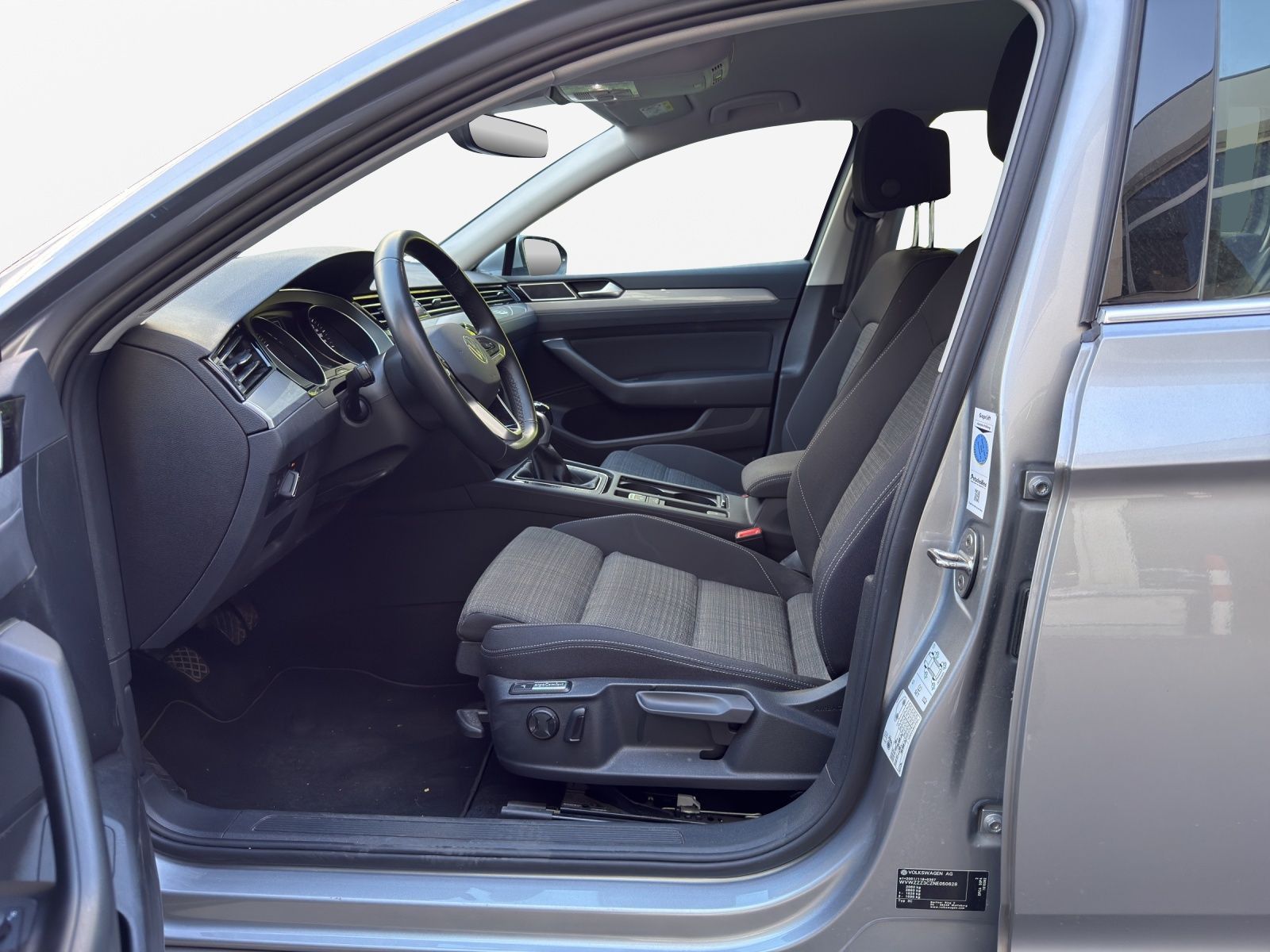 Volkswagen Passat Variant - Bild 12