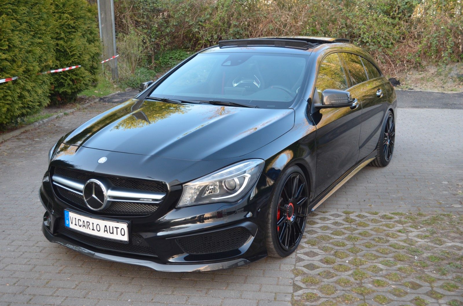 MERCEDES-BENZ CLA 45 AMG Karbon-Pa,NAVI,Kamera,Panorama,h/k