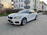 BMW 230i Coupé M Sport | Garantie | Wartung | HK - weiße BMW 230