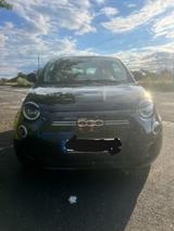 Fiat 500e "la Prima" Limousine 42 kWh La Prima 3+1 - Fiat 500e von privat