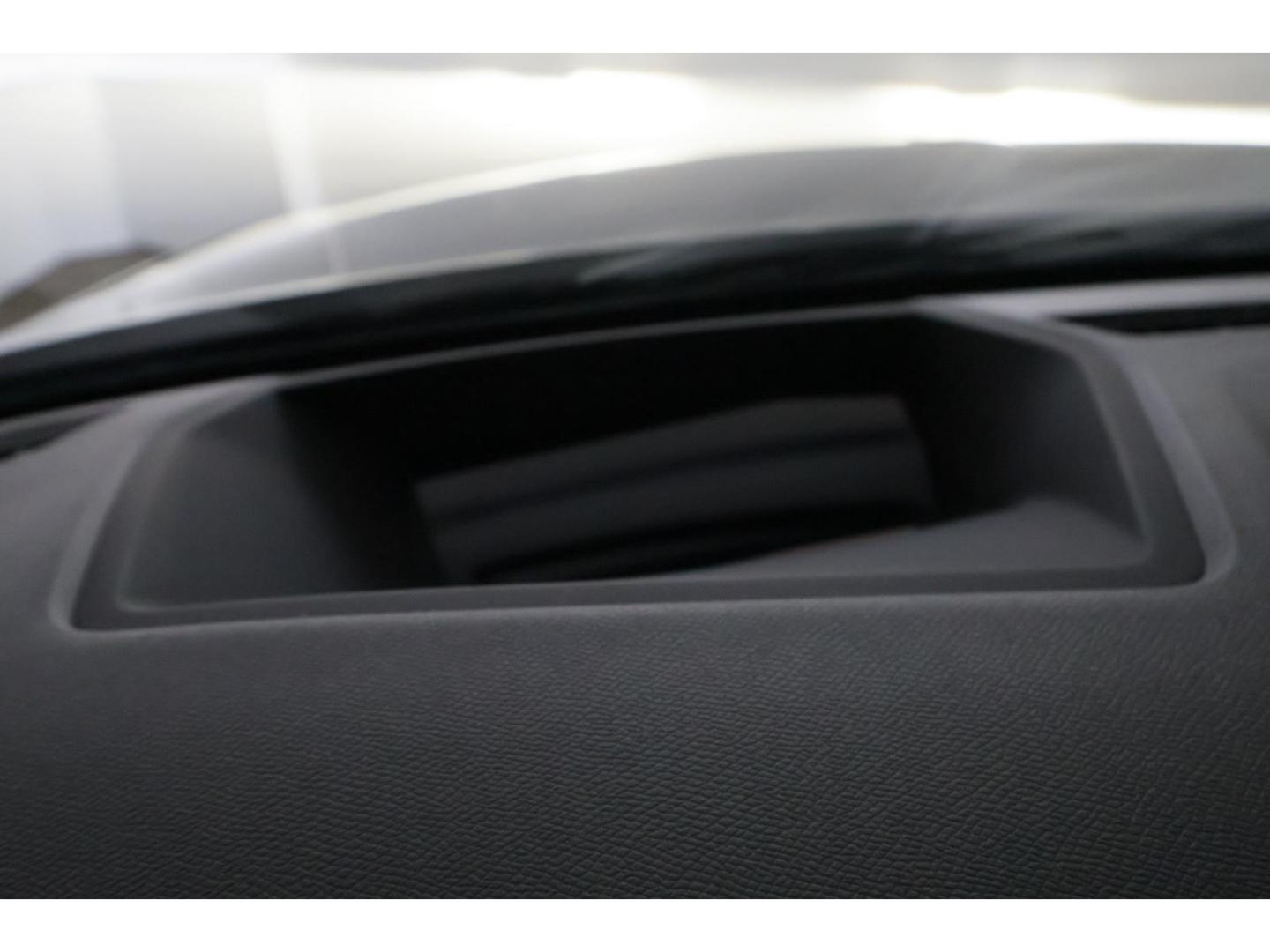 DS Automobiles DS4 1.2PT Aut.130 Etoile Alcantara+LED+HUD+TEMPO