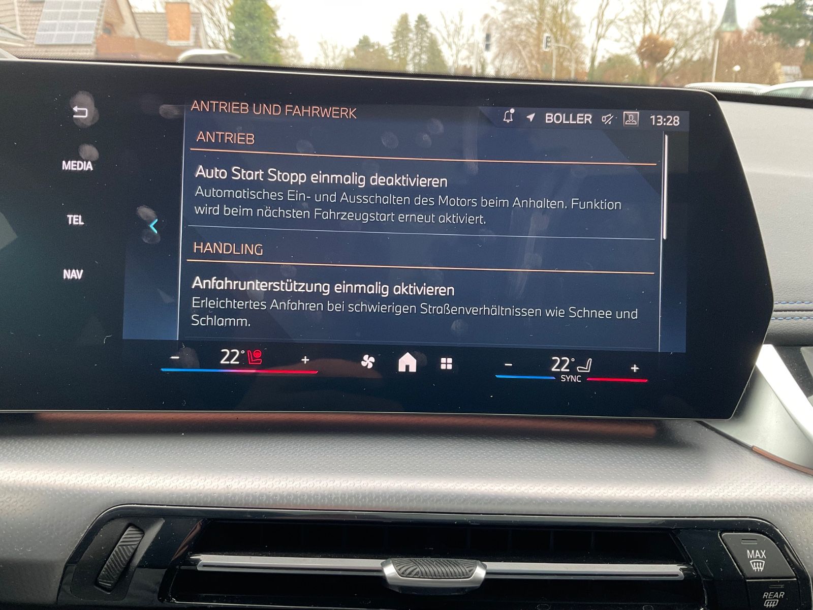 Fahrzeugabbildung BMW X1 sDrive20i,M Sport,AHK,Kamera,Navi,Panorama