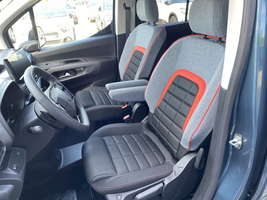 Fahrzeugabbildung Citroën Berlingo M Diesel 130 Automatik MAX XTR*ACC*Wint