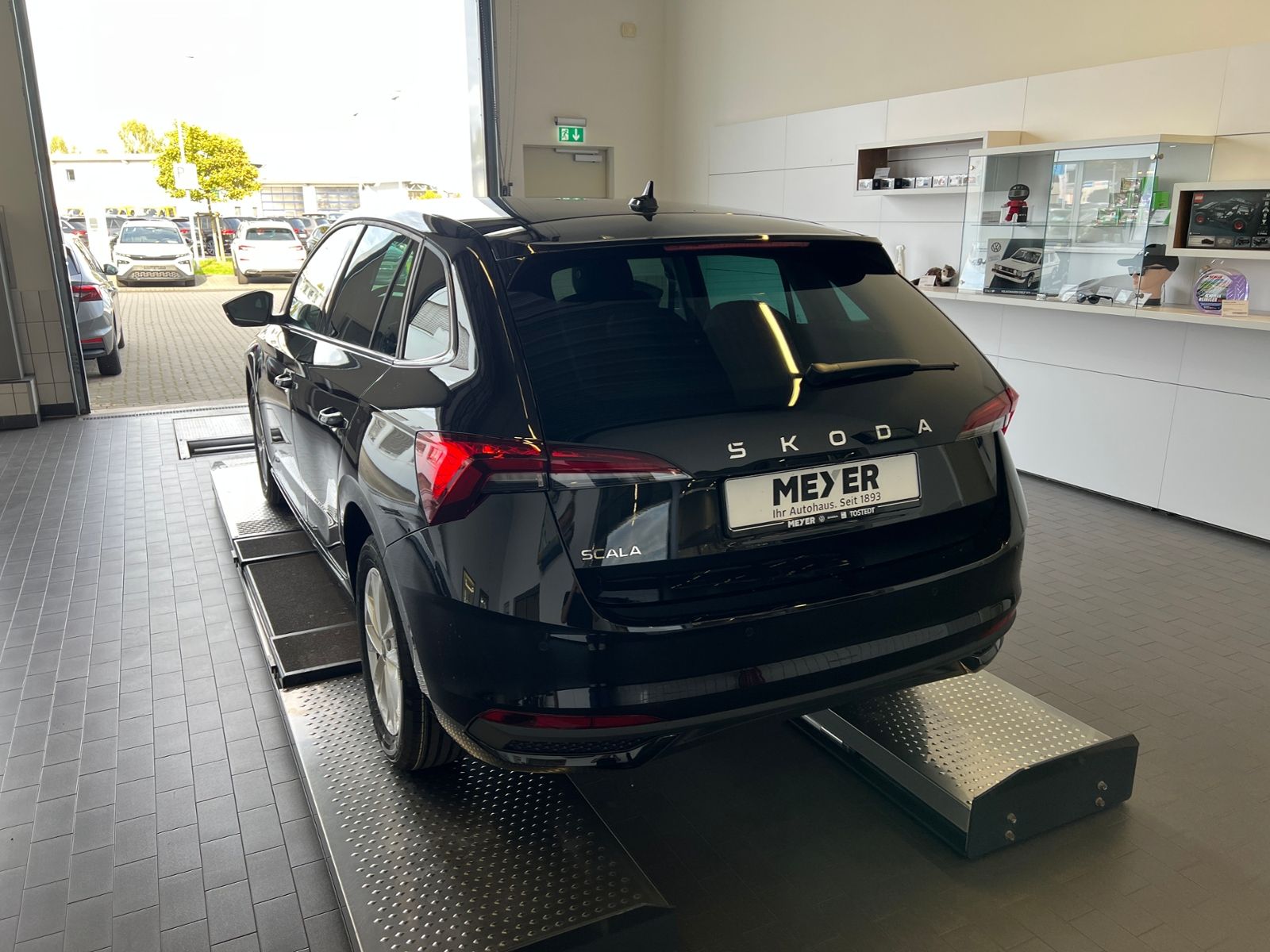Fahrzeugabbildung SKODA Scala Selection 1.0 TSI DSG *AHK, LED, ACC, Kame