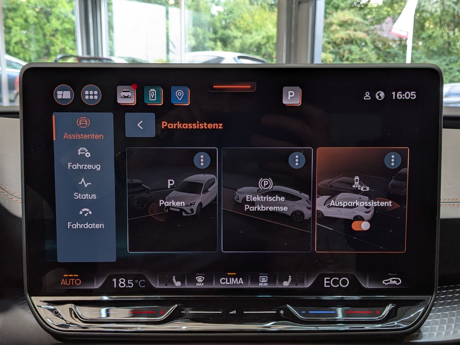 Fahrzeugabbildung CUPRA Leon 1.5 e-Hybrid MATRIX*ACC*EDGE*CARPLA*SoH100%