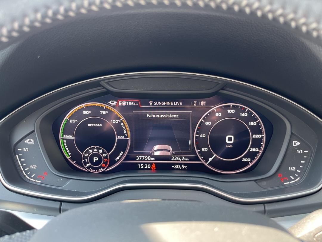 Fahrzeugabbildung Audi Q5 2.0 TFSI e 55 e quattro sport 360,HUD,Kamera
