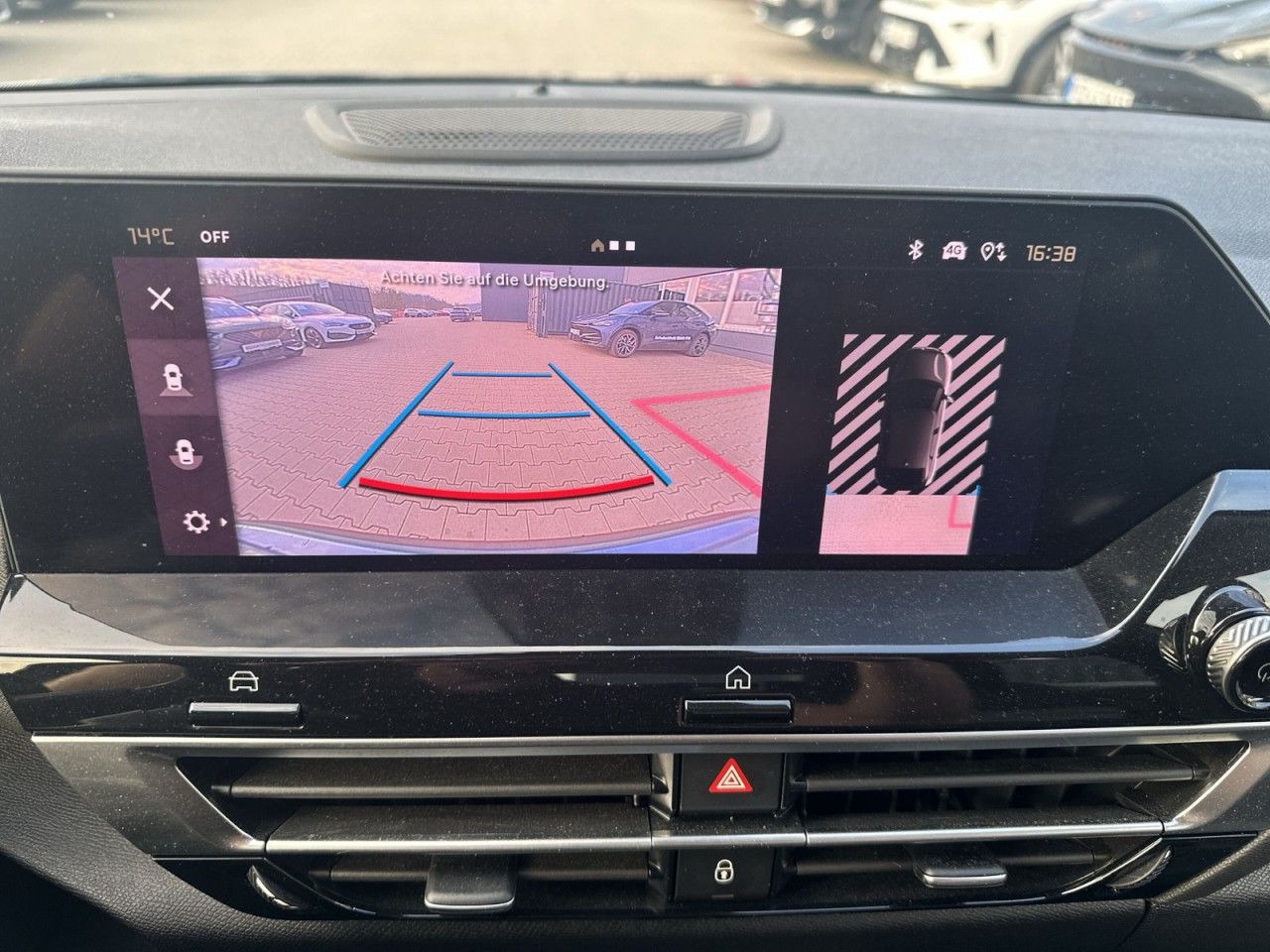 Fahrzeugabbildung Citroën ë-C4 136 Feel Pack - mit KI generiert/bearbeitet
