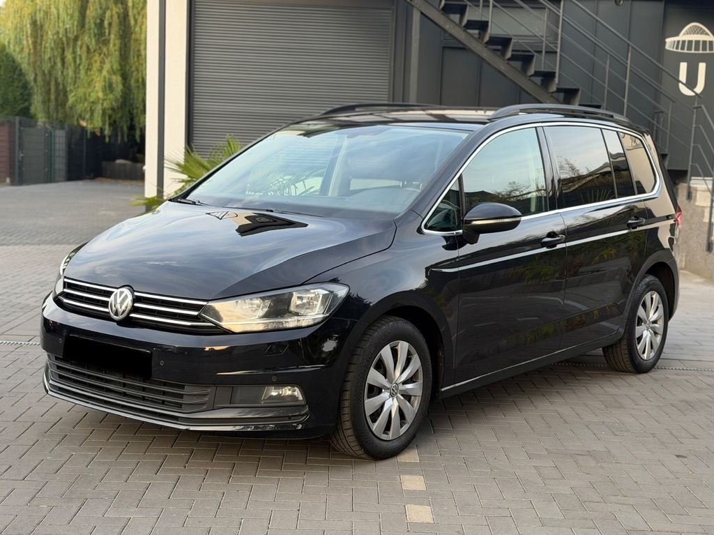Image of Volkswagen Touran