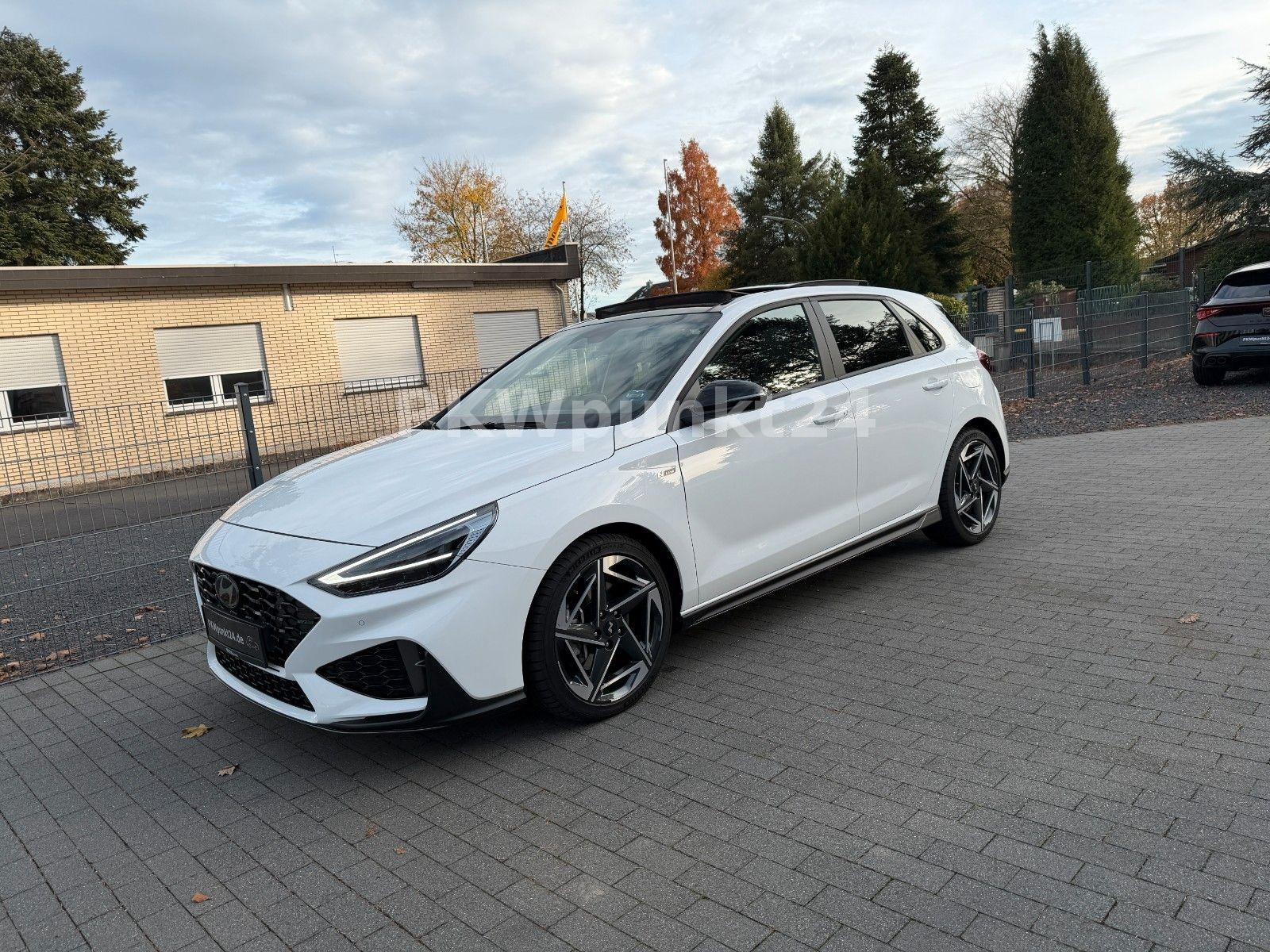 Hyundai i30 N Line Mild-Hybrid Pano/Leder/CarPlay/AHK
