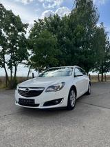 Opel Insignia A Sports Tourer Sport - Opel Insignia: Weiß, Sports Tourer