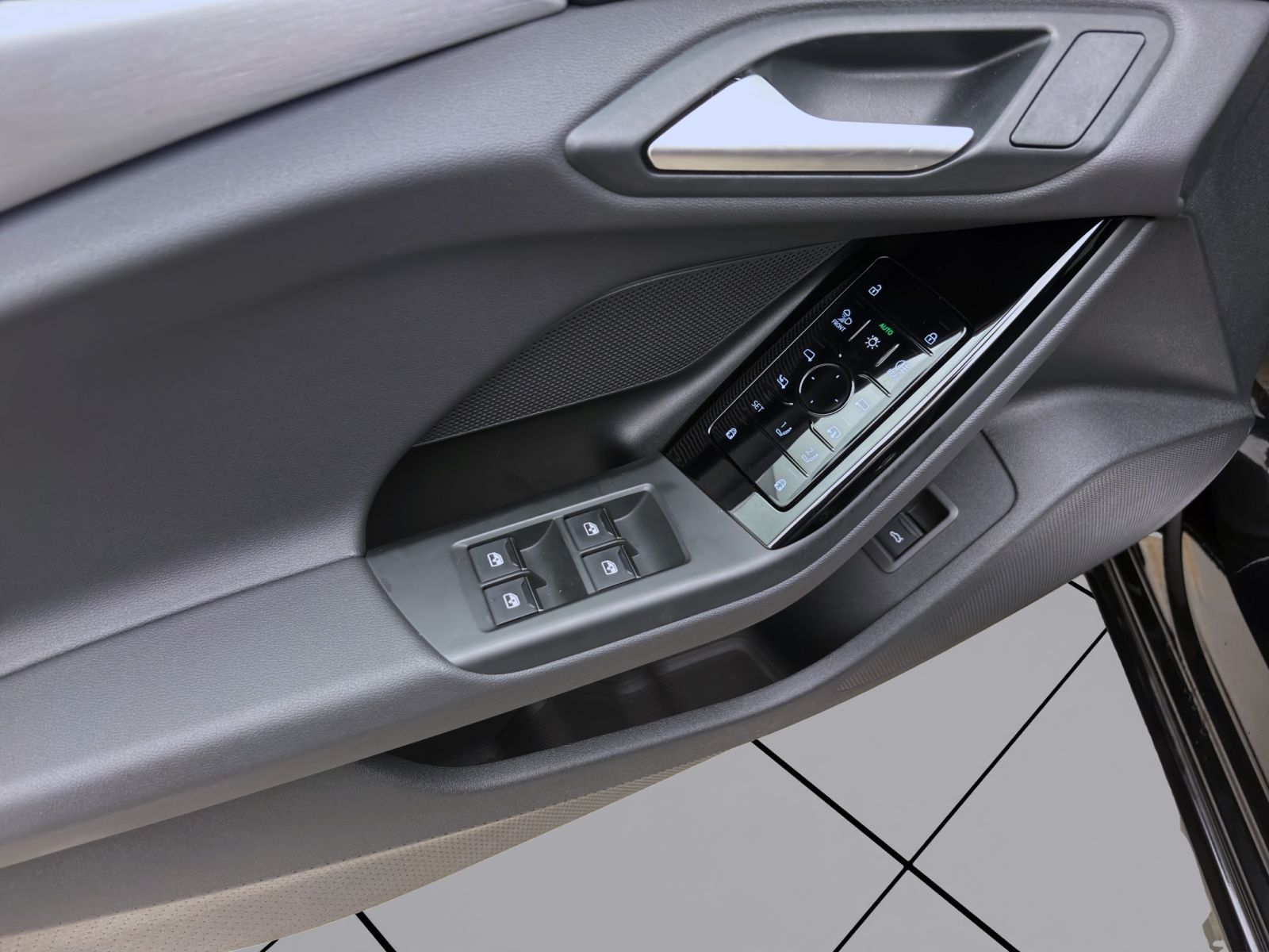Audi A6 e-tron - Bild 11