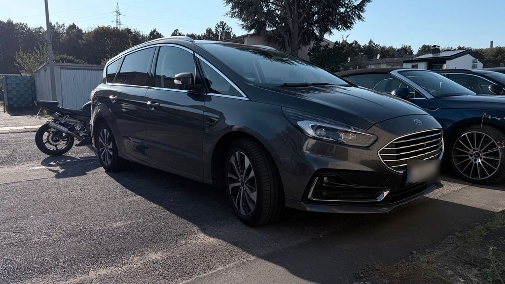 Image of Ford S-Max