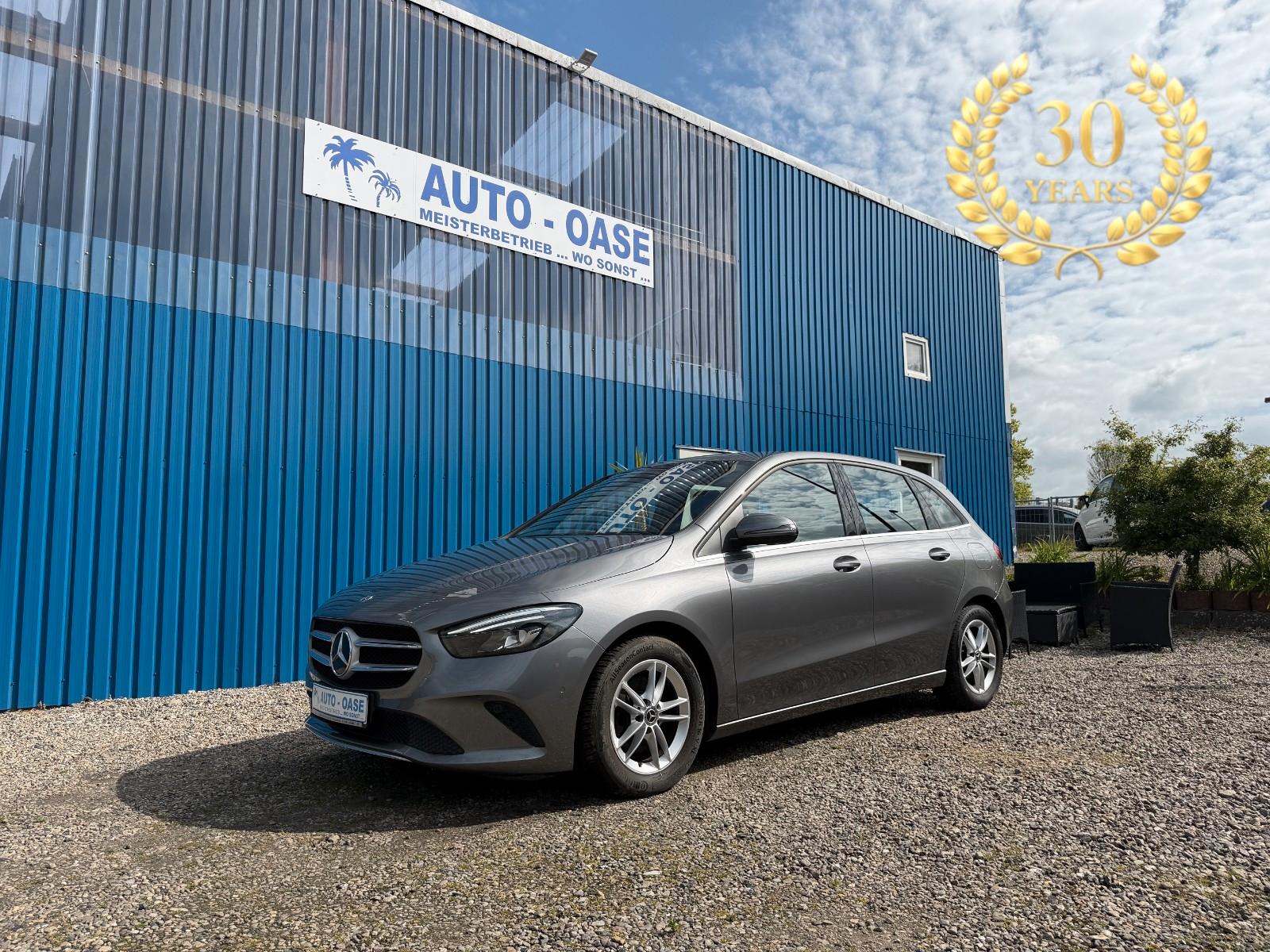 Mercedes-Benz B 180**Automatik**62 TKM**AHK**LED**Digital**