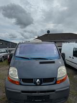 Renault Trafic 8-Sitzer günstiges Fahrzeug... - Renault Trafic aus 2002