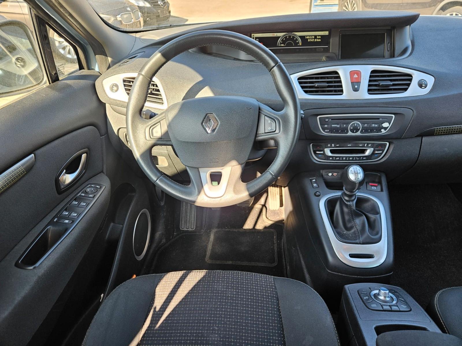 Renault Scenic 2010 — фото 9