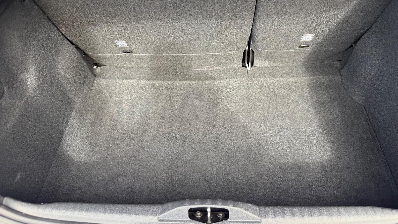 Citroën C3 Feel, Sitzheizung, Einparkhilfe, LED
