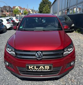 Volkswagen Tiguan - 2