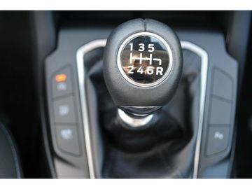 Fahrzeugabbildung Ford Focus 1,0 L Titanium+WINTER-PAKET+ACC+KEY-FREE+