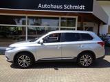 Mitsubishi Outlander PLUS 2.2 DI-D 4WD AT 7-sitzer - Mitsubishi Outlander in Freiburg