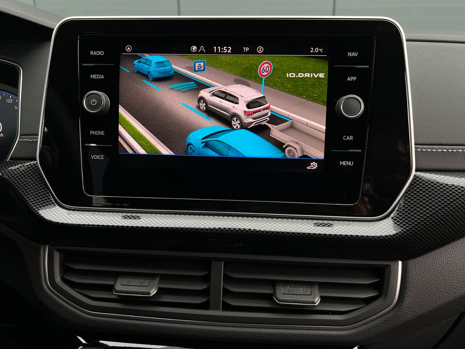 Fahrzeugabbildung Volkswagen T-Cross R-Line 1.5 TSI DSG *AHK, IQ.LIGHT, ACC,