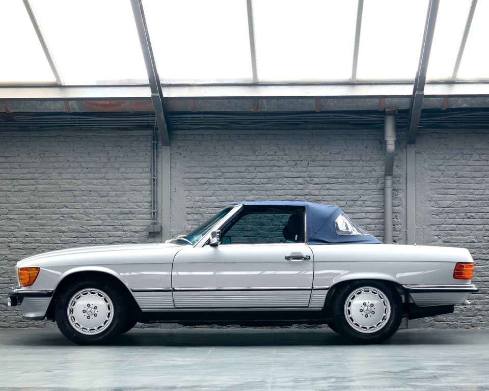 Mercedes-Benz SL 300