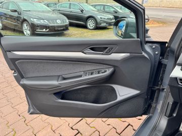 Bild 7 VW Golf VIII Lim MOVE*LED*KAMERA*StHz*NANI*