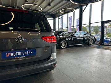 MYAUTOCENTER – Gebraucht- und Jahreswagen mit Werkstattservice in Pfaffenhofen Volkswagen Touran *AHK*ACC*PDC*3-Zonen*NAVI*1-HAND*
