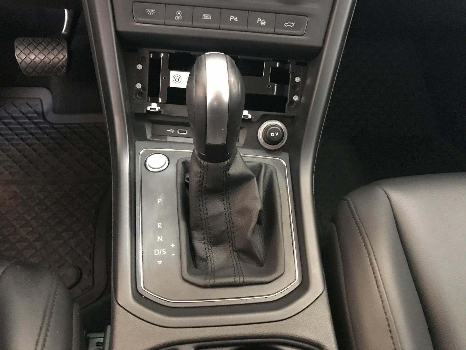 Volkswagen Touran 2.0 TDI SCR DSG TAXIAUSSTATTUNG, миниатюра 24