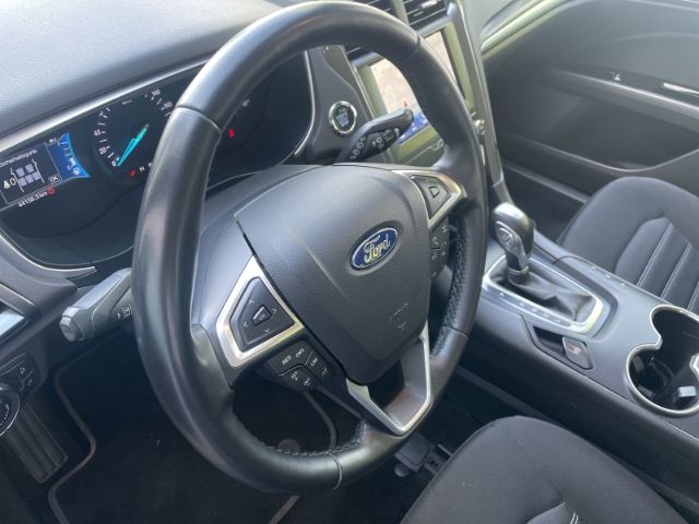 Fahrzeugabbildung Ford Mondeo 2.0 Hybrid, Trend Autom. AHK, Navi, Rückf