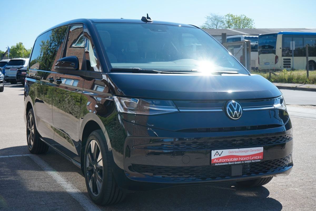 Fahrzeugabbildung Volkswagen T7 Multivan 2.0 TDI Lang*Head Up*Ahk*Matrix