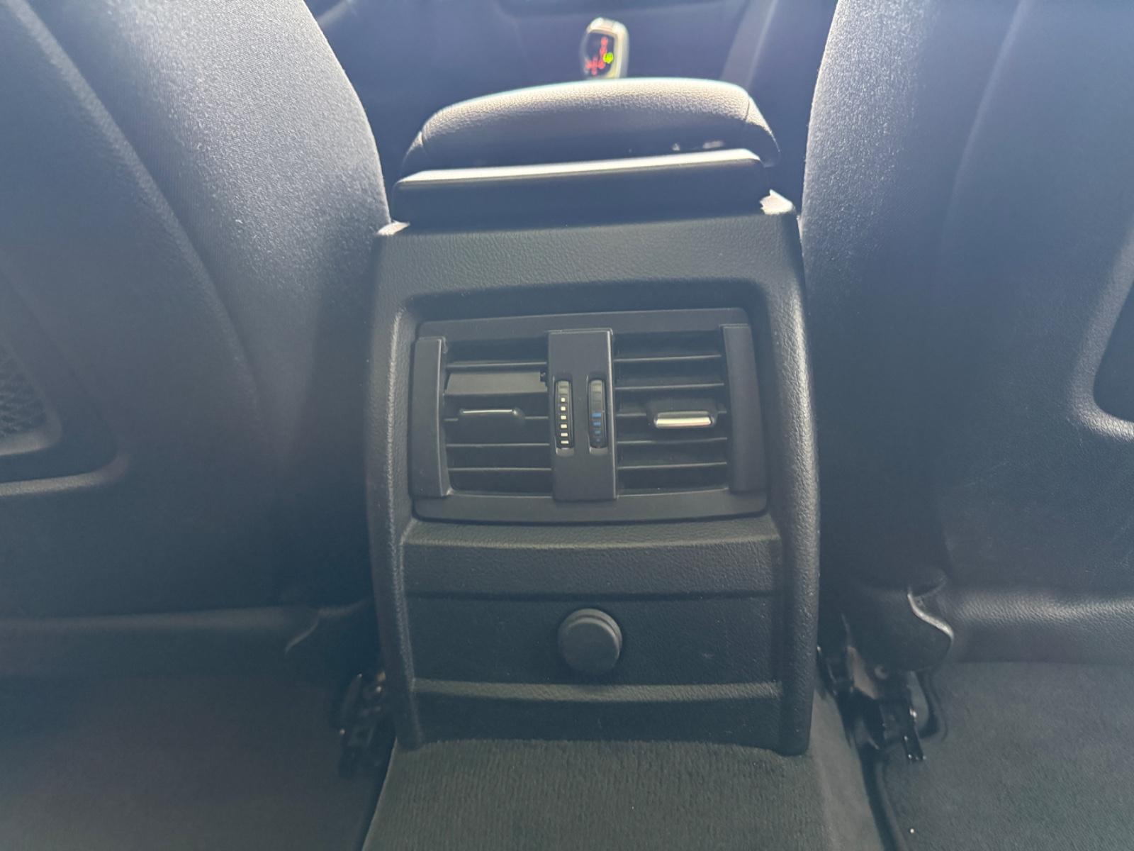 BMW 320 d*SPORT*AUTO*PANO*NAVI*CAM*HUD*BI-XN*LED*TMP