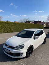 Volkswagen Golf 2.0 TSI GTI TOP