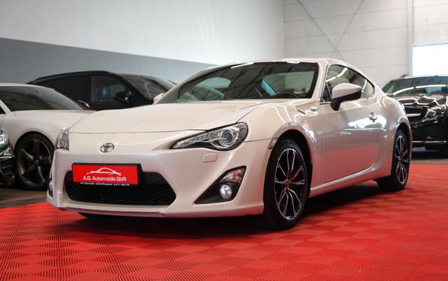 Toyota GT-86 2.0 Bi-Xenon*Navi*Tempomat*Klimaaut*Sitzh*