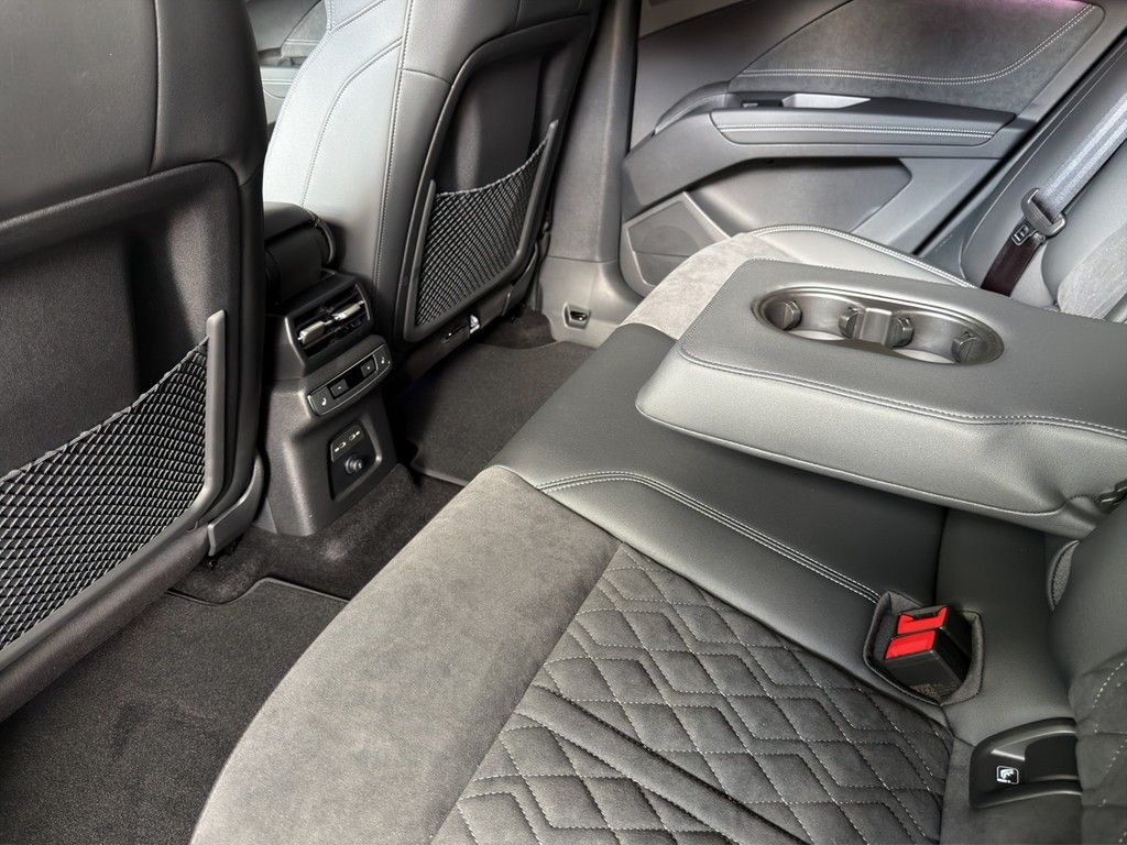 Audi Q4 - Bild 22