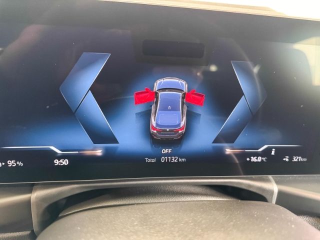BMW i4 - Bild 10