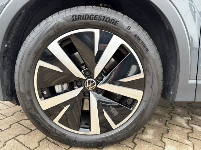 Fahrzeugabbildung Volkswagen Tiguan 2.0 TDI ELEGANCE HD-MATRIX HUD KAMERA NAV