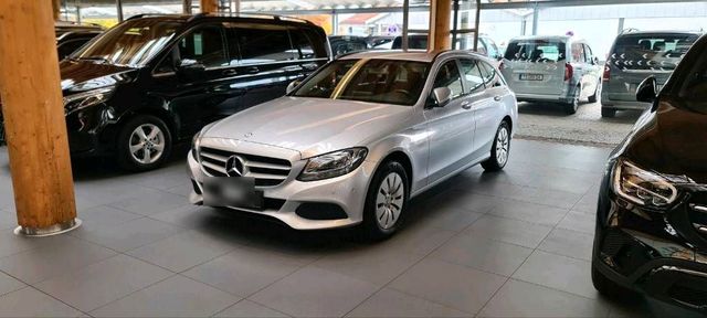 Mercedes-Benz Mercedes Benz C220  CDI T-Modell