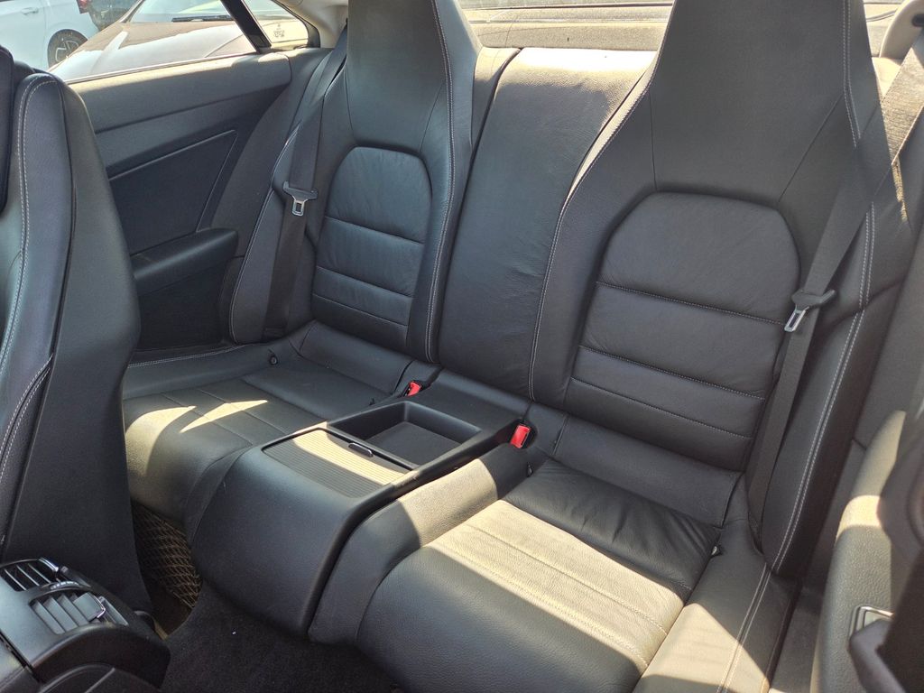 Mercedes-Benz E 350 E Coupe E 350 CGI BlueEfficiency – Ansicht 12